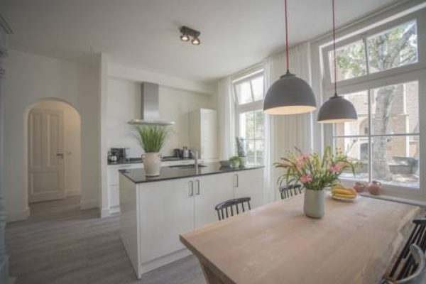 Luxury Upstairs & Downstairs Apartments in Zandvoort